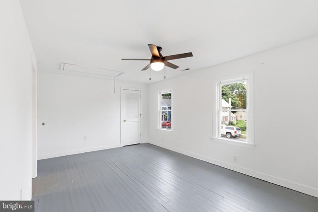 407 WALNUT ST, Bridgeville, DE 19933
