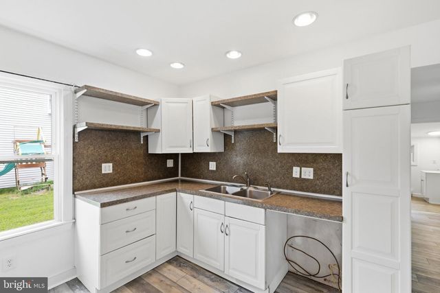 407 WALNUT ST, Bridgeville, DE 19933