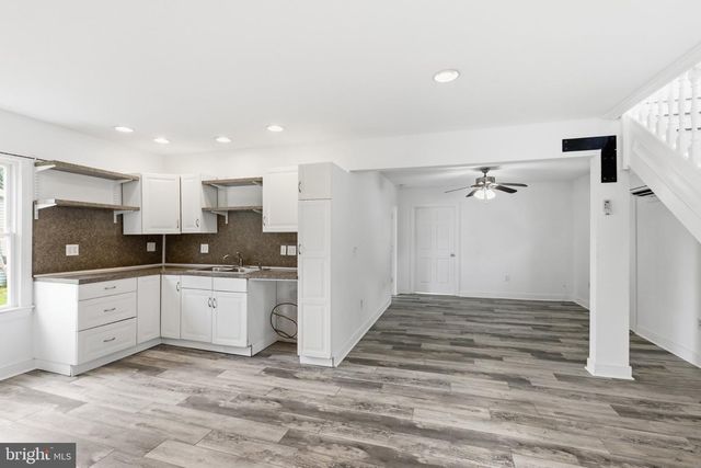 407 WALNUT ST, Bridgeville, DE 19933