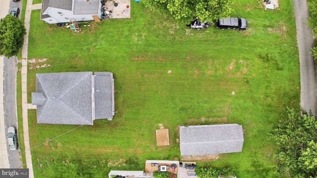 407 WALNUT ST, Bridgeville, DE 19933