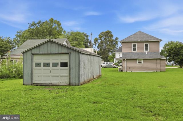 407 WALNUT ST, Bridgeville, DE 19933