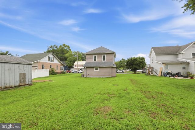 407 WALNUT ST, Bridgeville, DE 19933