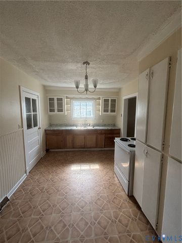 21609 Pannill St, South Chesterfield, VA 23803