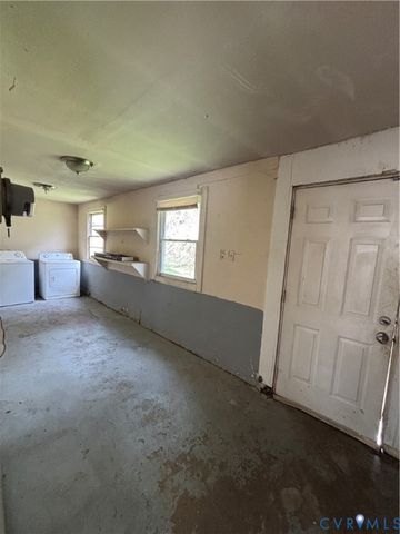 21609 Pannill St, South Chesterfield, VA 23803