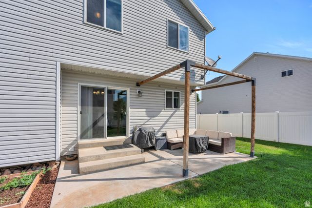 81 W 860 N, Santaquin, UT 84655