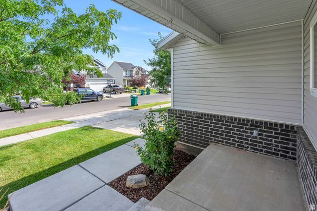 81 W 860 N, Santaquin, UT 84655