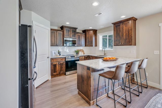 81 W 860 N, Santaquin, UT 84655