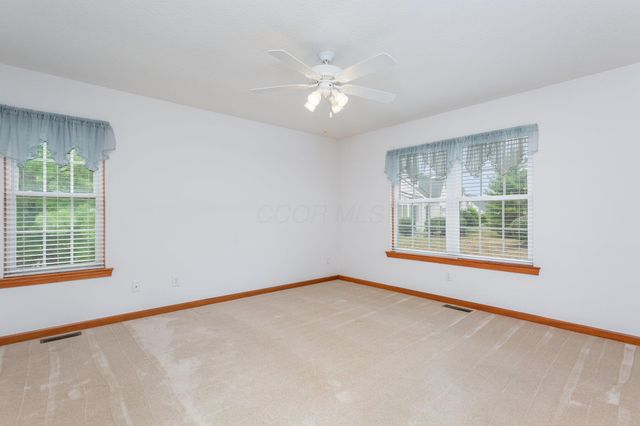 676 Norfolk Court, Johnstown, OH 43031