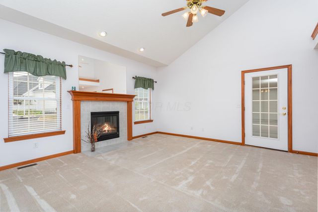 676 Norfolk Court, Johnstown, OH 43031