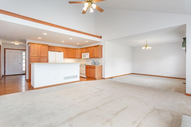 676 Norfolk Court, Johnstown, OH 43031