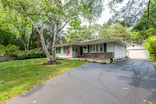 9816 W Oak Forest Drive, Beach Park, IL 60099