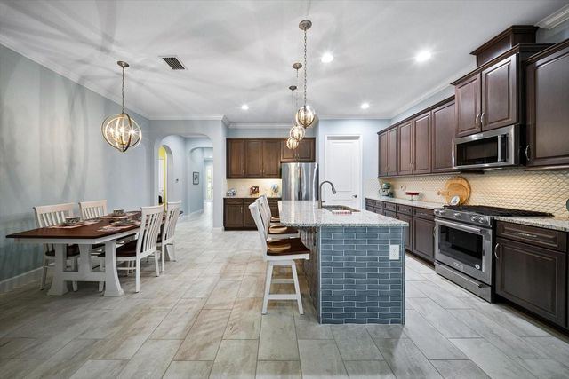 2304 STARWOOD COURT, Lakewood Ranch, FL 34211