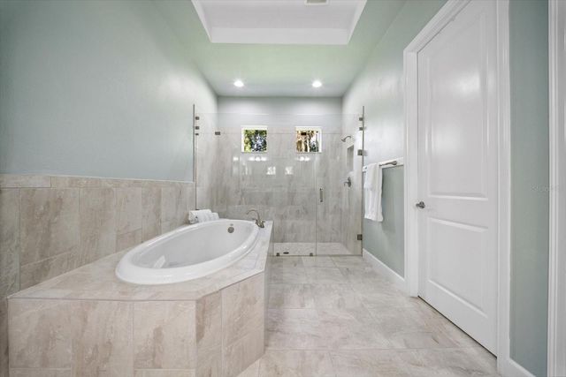 2304 STARWOOD COURT, Lakewood Ranch, FL 34211