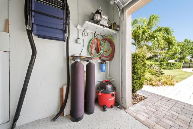 2304 STARWOOD COURT, Lakewood Ranch, FL 34211