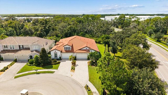 2304 STARWOOD COURT, Lakewood Ranch, FL 34211