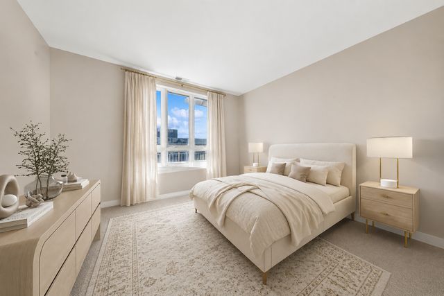 6000 N Cicero Avenue 515, Chicago, IL 60646