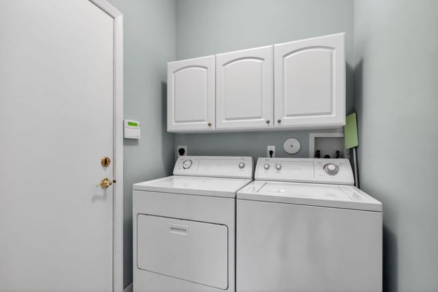 10564 Royal Caribbean Circle, Boynton Beach, FL 33437