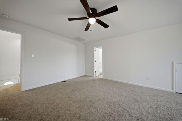 2623 Meadows LNDG, Chesapeake, VA 23321