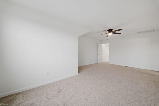 2623 Meadows LNDG, Chesapeake, VA 23321