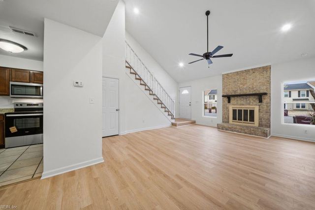 2623 Meadows LNDG, Chesapeake, VA 23321