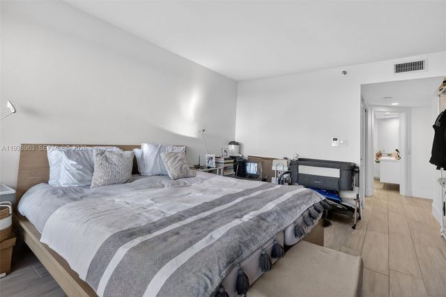 1000 Island Blvd 707, Aventura, FL 33160