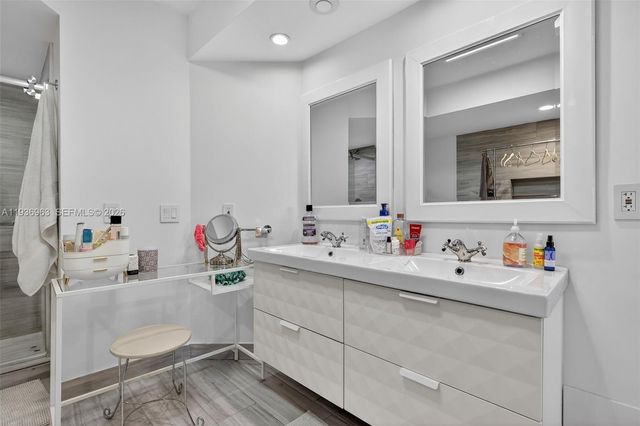 1000 Island Blvd 707, Aventura, FL 33160