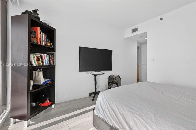 1000 Island Blvd 707, Aventura, FL 33160