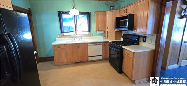 210 Welsh Street, Kane Boro, PA 16735