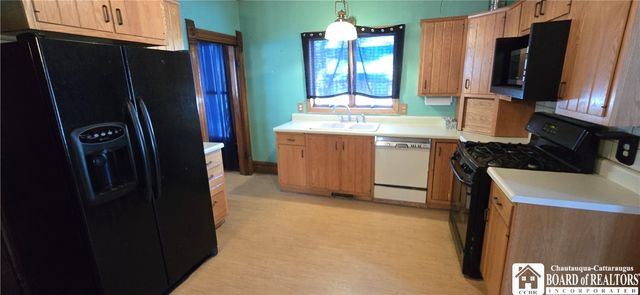 210 Welsh Street, Kane Boro, PA 16735