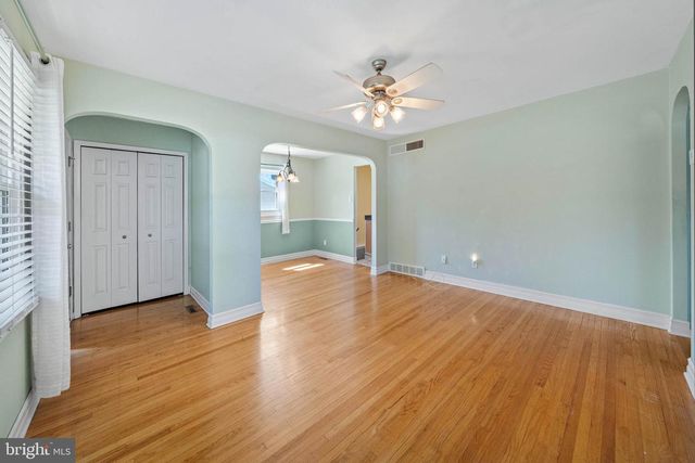 329 TAMARA CIR, Newark, DE 19711