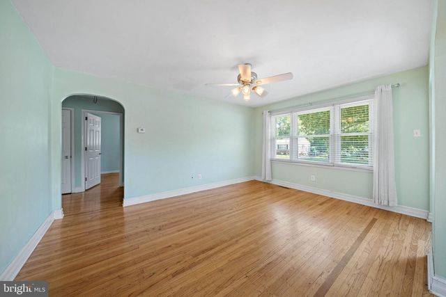 329 TAMARA CIR, Newark, DE 19711