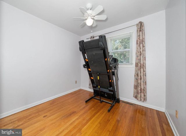 329 TAMARA CIR, Newark, DE 19711