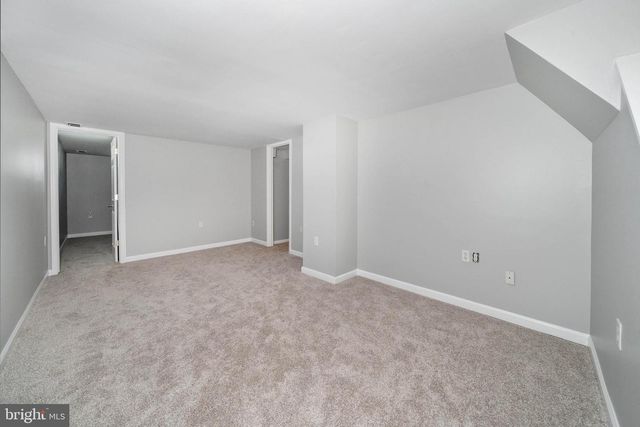 329 TAMARA CIR, Newark, DE 19711