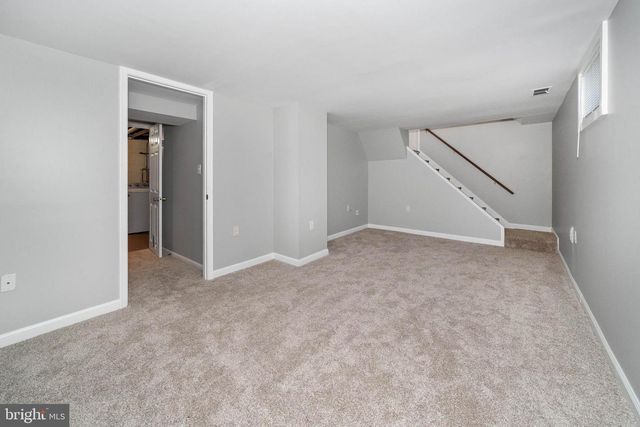 329 TAMARA CIR, Newark, DE 19711