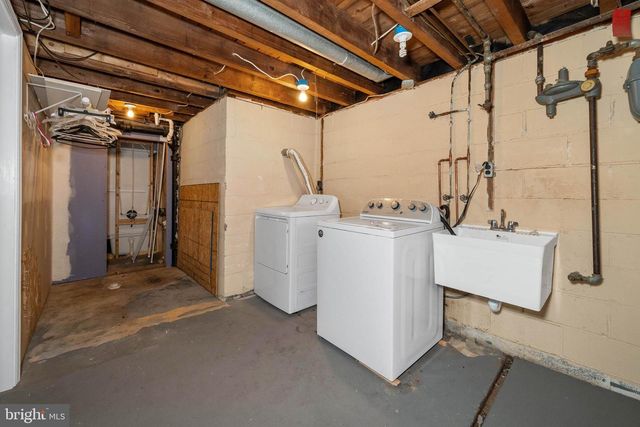 329 TAMARA CIR, Newark, DE 19711