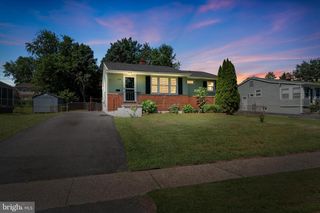 329 TAMARA CIR, Newark, DE 19711