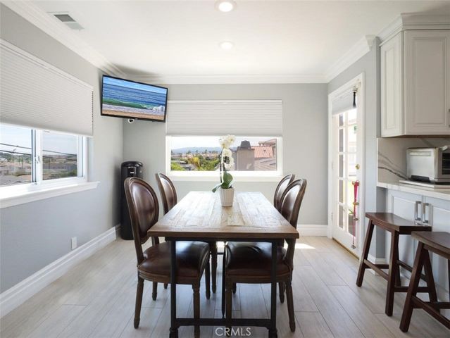 110 S Prospect Avenue 6, Redondo Beach, CA 90277