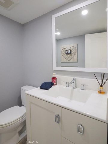 110 S Prospect Avenue 6, Redondo Beach, CA 90277