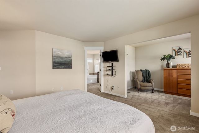 26832 223rd Lane SE, Maple Valley, WA 98038