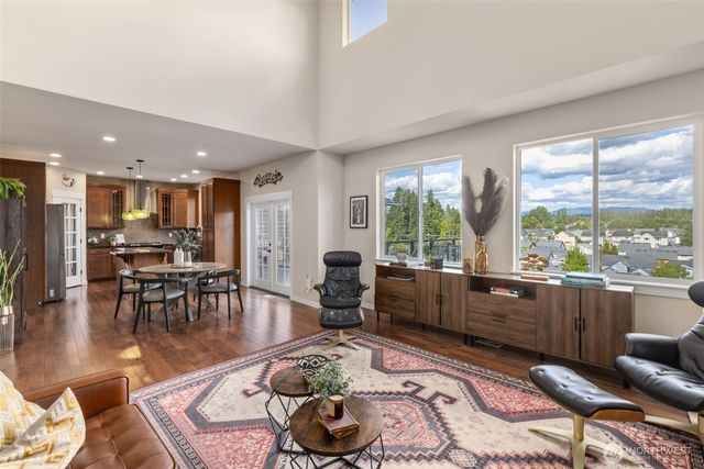 26832 223rd Lane SE, Maple Valley, WA 98038
