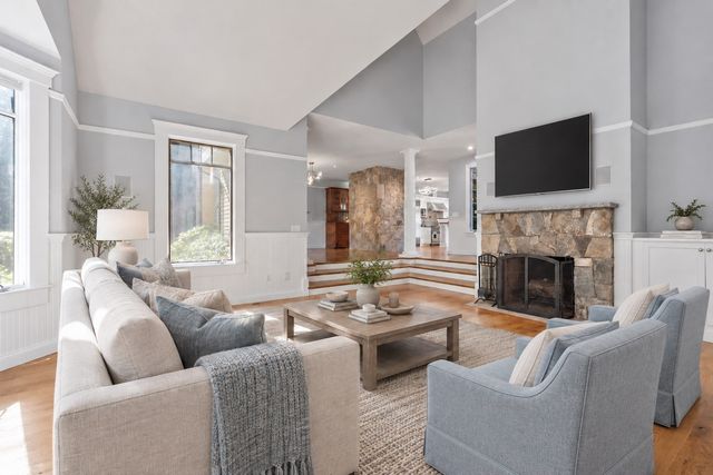 130 Summer St, Weston, MA 02493
