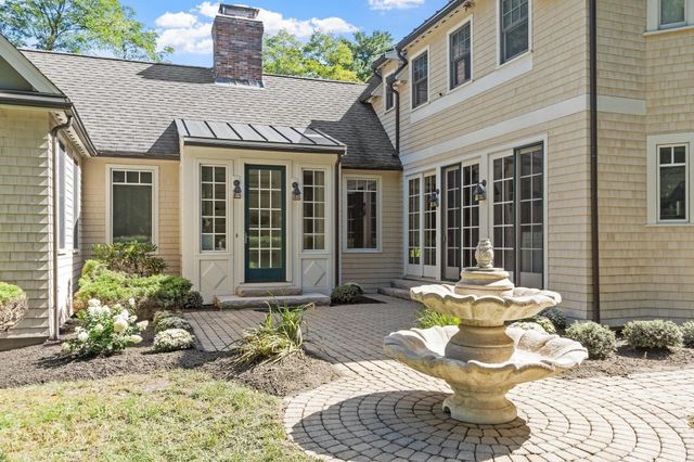 130 Summer St, Weston, MA 02493
