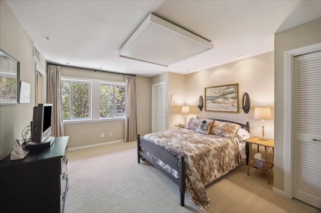 5000 Longmont Drive 14, Houston, TX 77056