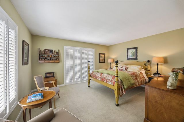 5000 Longmont Drive 14, Houston, TX 77056