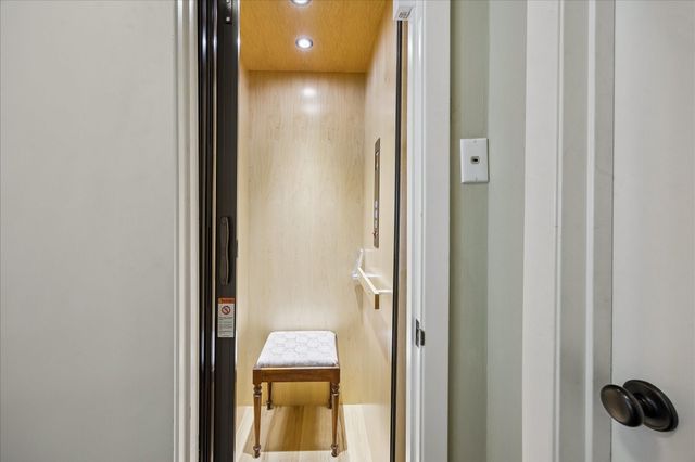 5000 Longmont Drive 14, Houston, TX 77056