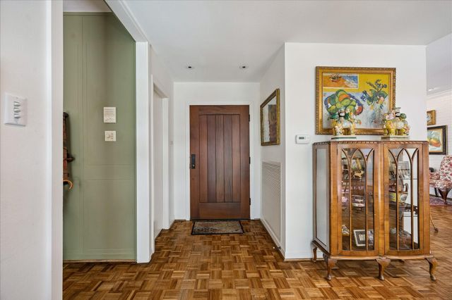 5000 Longmont Drive 14, Houston, TX 77056