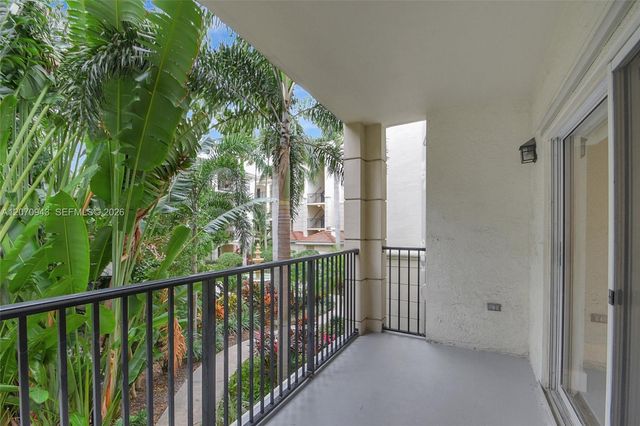 2206 Tuscany Way 2206, Boynton Beach, FL 33435