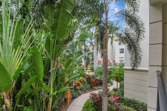 2206 Tuscany Way 2206, Boynton Beach, FL 33435