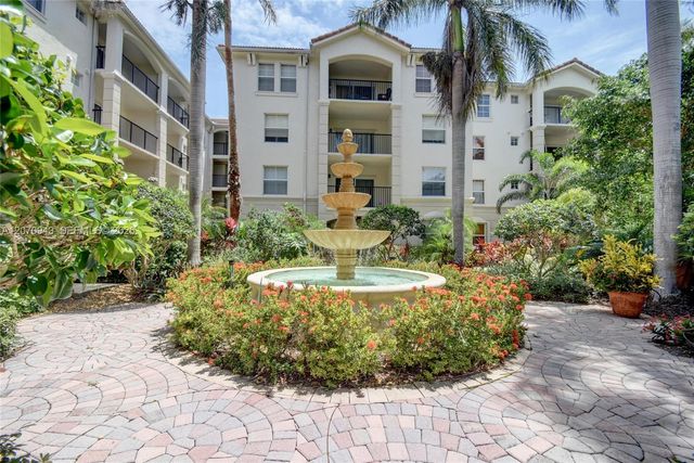 2206 Tuscany Way 2206, Boynton Beach, FL 33435