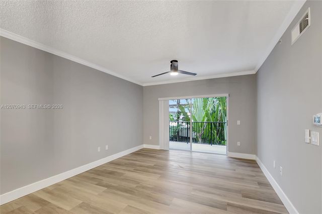 2206 Tuscany Way 2206, Boynton Beach, FL 33435